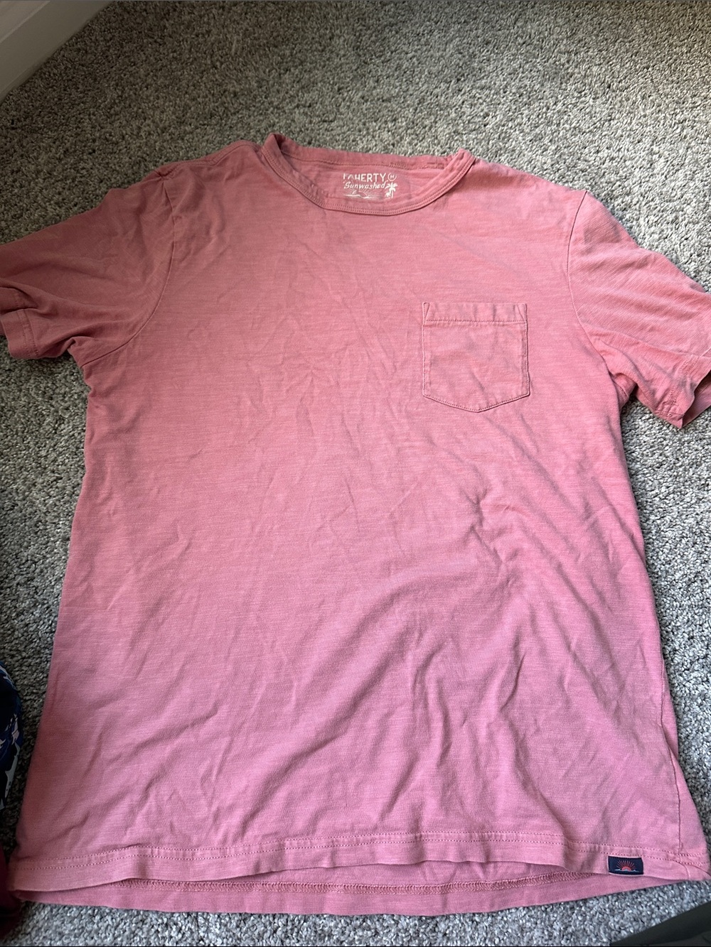 Faherty Short Sleeve Pocket Tee - Dusty Rose Pink